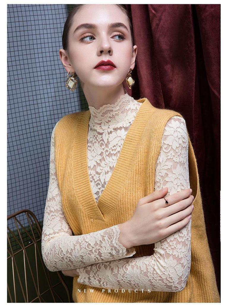Women's High-Neck Silk Base Layer Top - Slim Fit, Plus Velvet, Thickened, Stylish Body Shaping for Autumn and Winter.