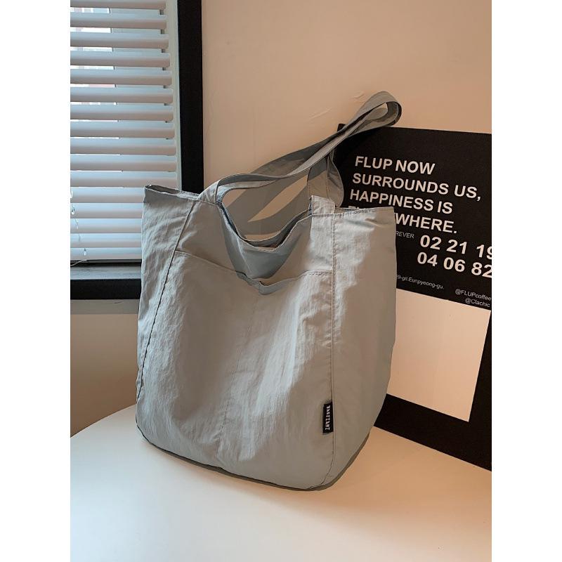 Japońska Wodoodporna Nylonowa Codzienna Torba Tote Damska Wiosna/Lato – Duża Pojemność, Stylowa Torba na Ramię