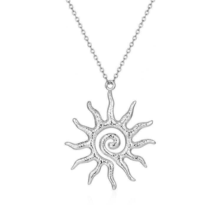 Sunflower Gold Pendant Necklace for Women - Stylish Hollow Design on Simple Clavicle Chain