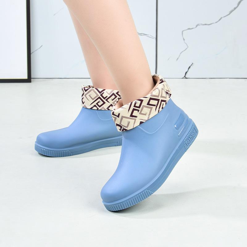Fashion Low Tube Rain Shoes New Women's Wear Waterproof and Non-slip Outdoor Pvc Velvet Rain Boots Women's Overshoes