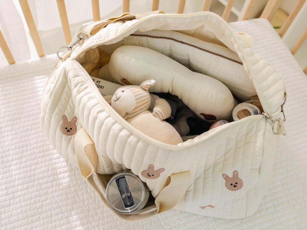 Korean INS-Style Embroidered Travel Bag: Large Capacity, Lightweight, Versatile Handbag
