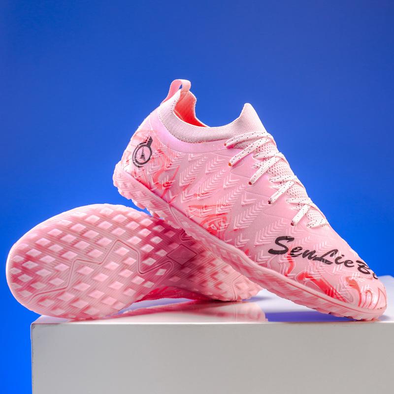 New Large Size Football Shoes Men's Low Top Game Long Nails Student Training Youth Broken Nails Grass Sports Shoes