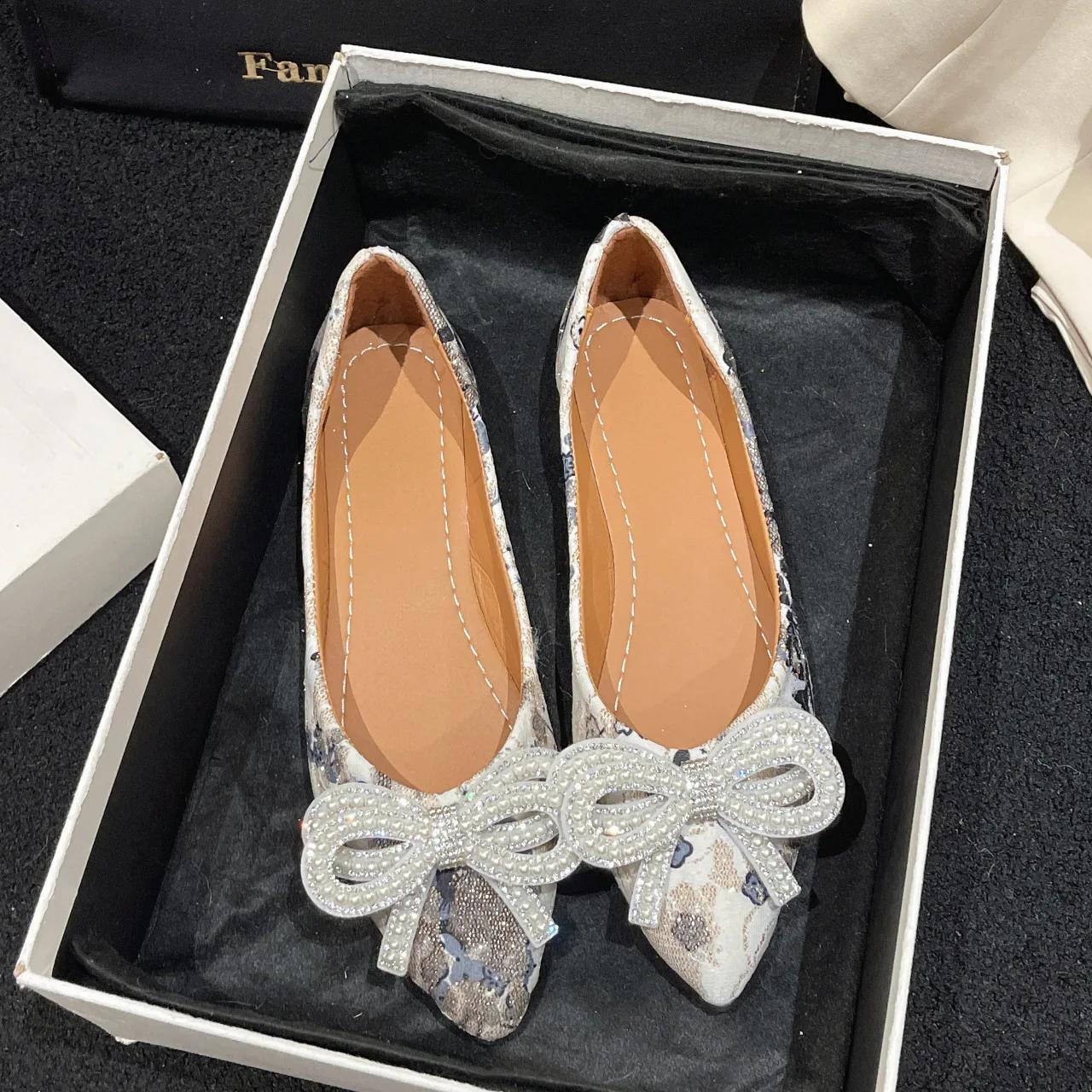 

Повседневные туфли на плоской подошве с бантом, женские, весна-лето, ретро, с заостренным носком, мягкая подошва, со стразами, обувь Sapato Zapatos 2024 40