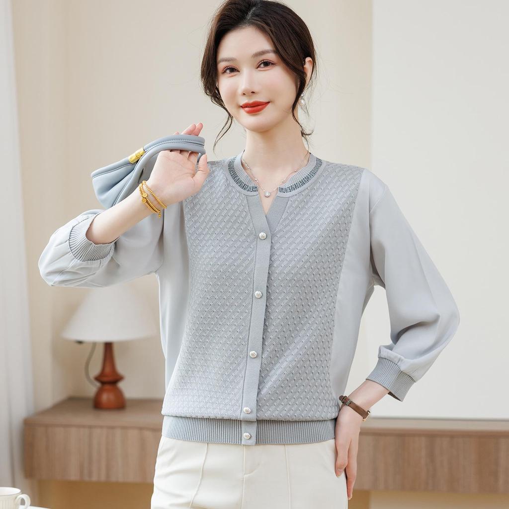 Mother's Spring Style: Gauze Sleeve Knit Top with Hot Drill and Nine-Point Sleeves for Middle-Aged Women