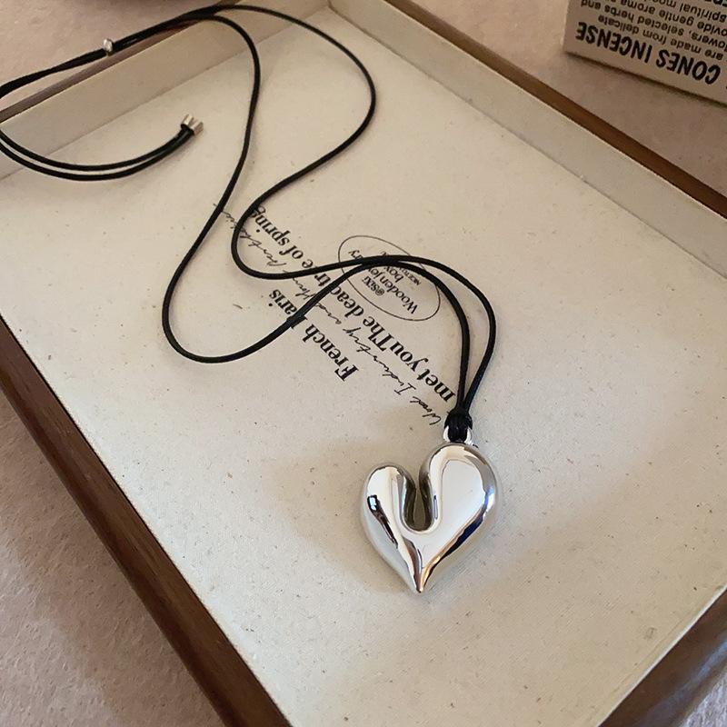 Empress Dowager Love Saturn Item Sweater Chain Niche Versatile Premium Jewelry