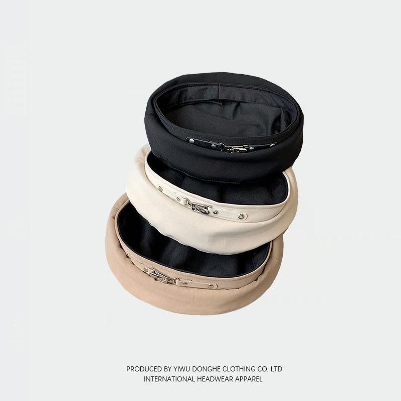 Korean Style Metal Buckle Beret for Women - Retro British-Inspired Painter's Hat