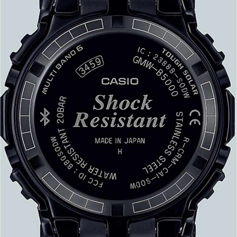 Casio G-SHOCK Men's Stainless Steel 200M Water Resistant Shock Resistant Quartz Watch GMW-B5000CS-1