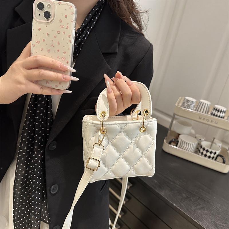 Fashion Diamond Portable Small Square Bag Women's Bag 2025 Summer New Women's Shoulder Bag Messenger Bag