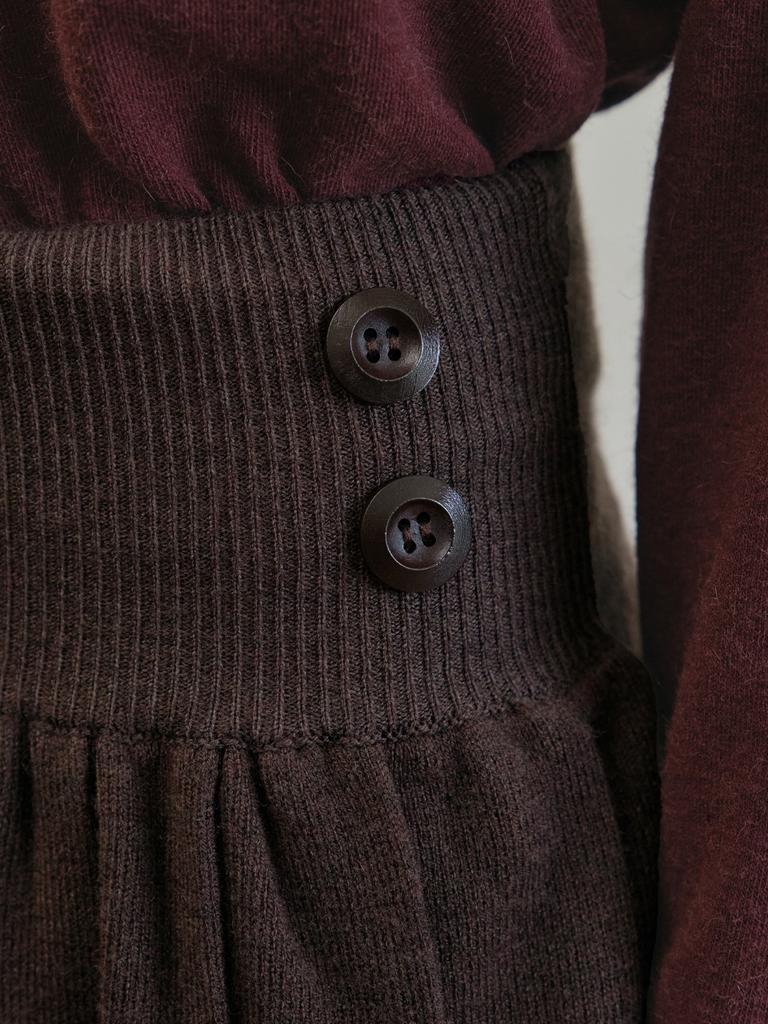 Aueonoseuteljia Button Pleated Knit Skirt_Brown(Oc25-Kn17)