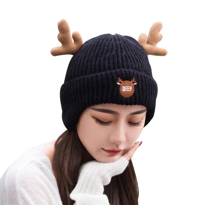 Christmas antler hat, new ear protector knitted wool hat, plush thermal pullover hat, outdoor outing, cute elk