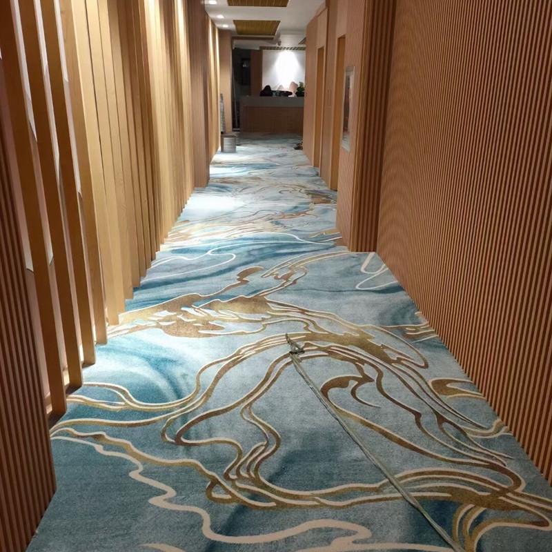 Gruby dywan ognioodporny do hoteli i klubów