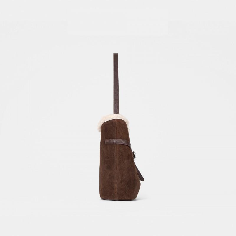 "Snow Bucket Bag" Matte Cowhide Lamb Wool Single Shoulder Underarms