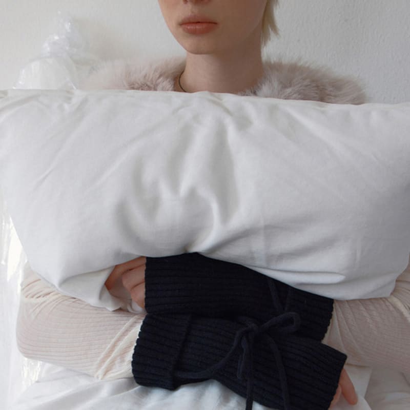 

UNDERCONTROL STUDIO RIBBON WARMER / LAMBS wool/ BK FREE