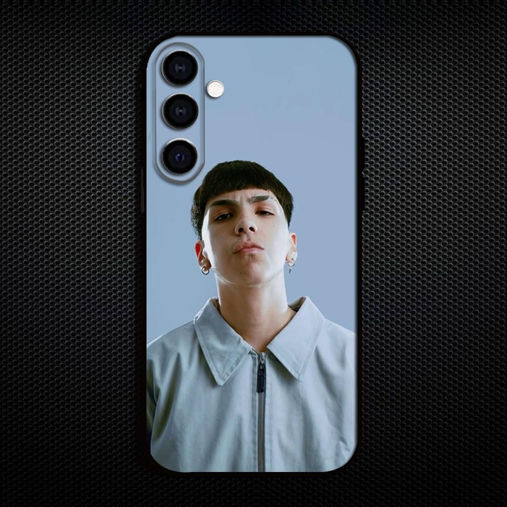 Singer M-Milo J Phone Case For Samsung Galaxy A13,A21s,A22,A31,A32,A52,A53,A71,A80,Soft Black Shell