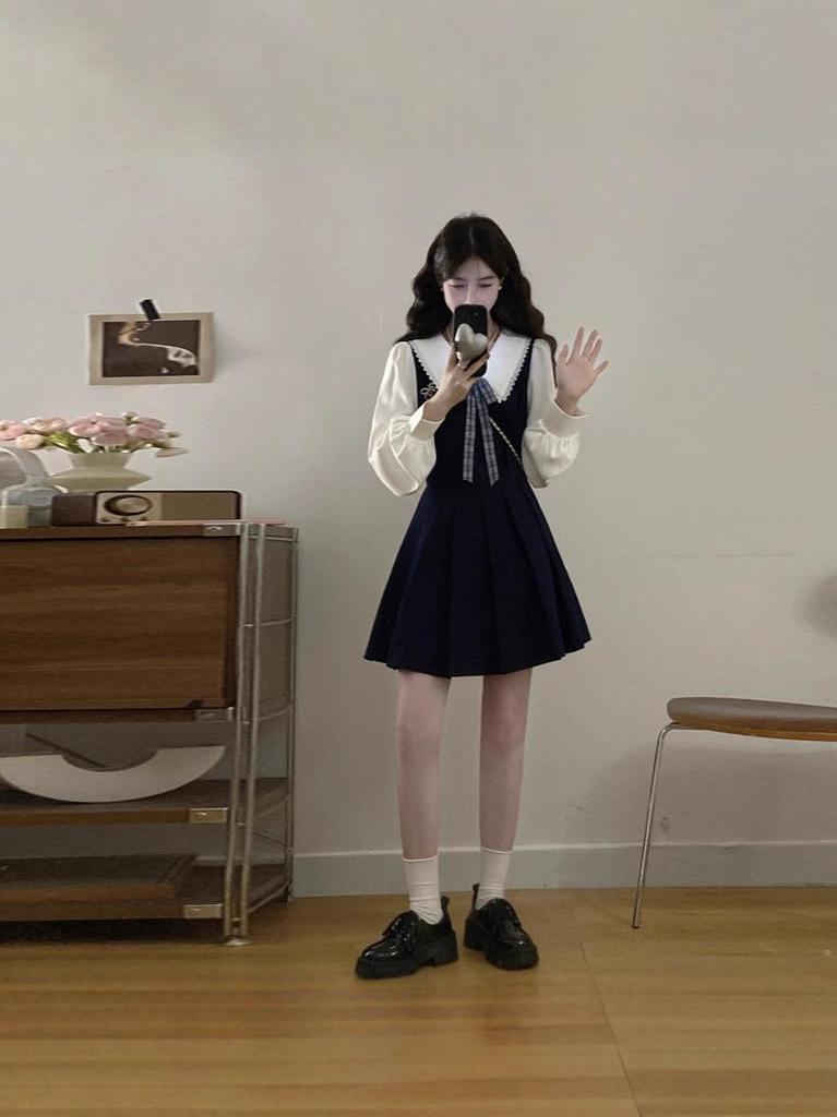 Plus Size Pleated Princess Dress with Doll Collar - College Style, Autumn/Winter Waist-Cinching Design