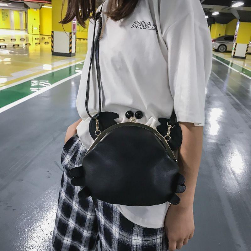 Ins Korean Crab Design Shoulder Bag Women PU Leather Whimsical Crossbody Bags Ladies Fashion Casual Animal Summer Beach Bag 2025