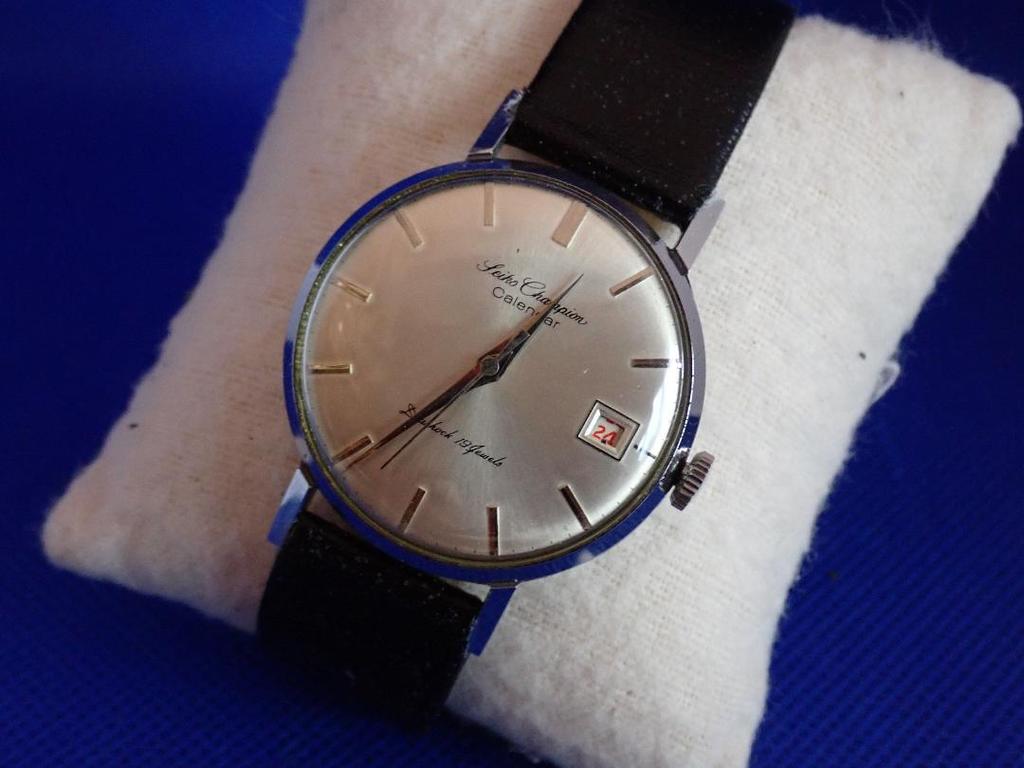 [USED] Re-price reduced antique Seiko Champion Calendar
