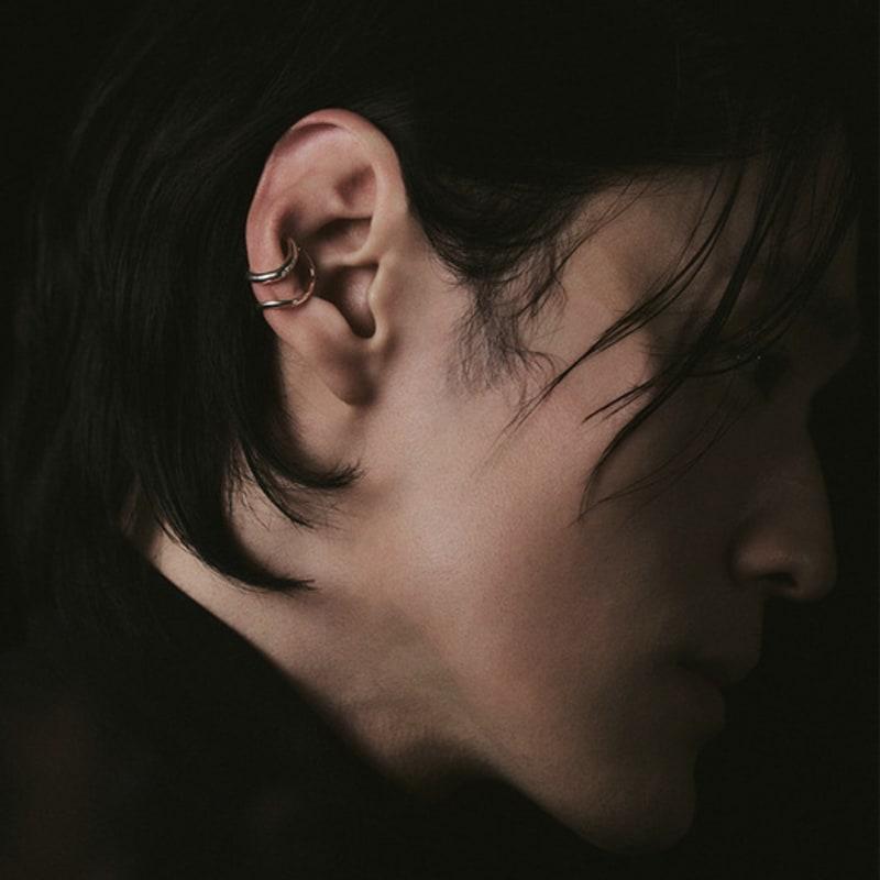 Hustad 238 Leaf Earcuff_ 925 Silver Lip Earcuff