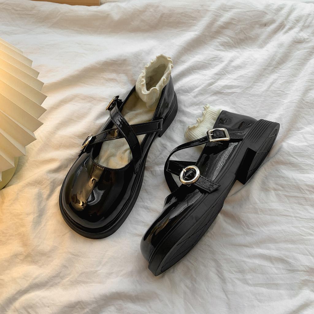 Retro svarta brittisk stil plattbottnade jk små läderskor dam 2025 nya sommar kjol mångsidiga Mary Jane enkla skor