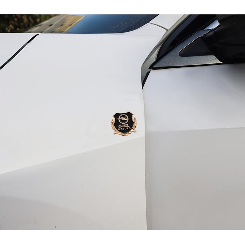 2 Bucăți Autocolant Metalic cu Logo Auto Accesorii Embleme Geam Portbagaj Pentru Opel Astra Grandland Corsa Mokka Frontera Insignia Zafira Vivaro