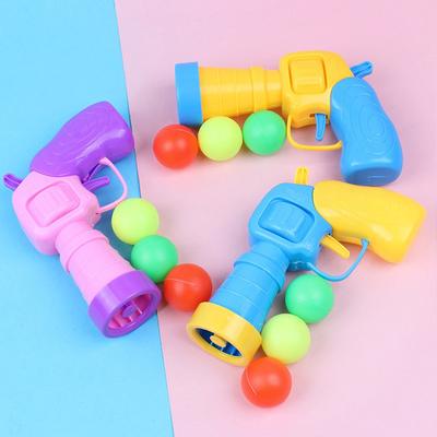 Nouveau jouet pour chat balle de poils pistolet éjection pistolet rotatif divertissement autonome pour chaton intérieur jouet interactif fournitures pour chat