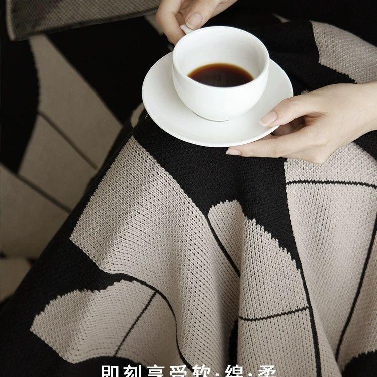Coperta a cupola maniero vintage UK - Caffè nero Plaid AC per divano soggiorno e pisolino in ufficio