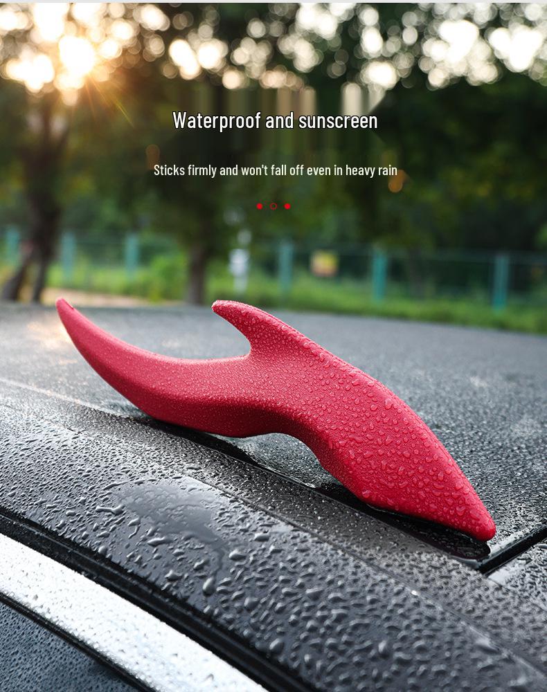Universal Dragon Horn Car Roof Decoration: Creative Sedan Exterior Light Flow Fin Modification