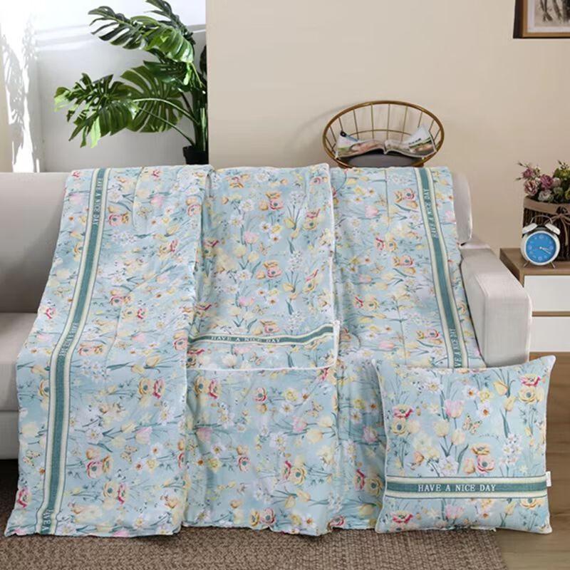 

Qing Xiaoxiao Printed Foldable Summer Quilt