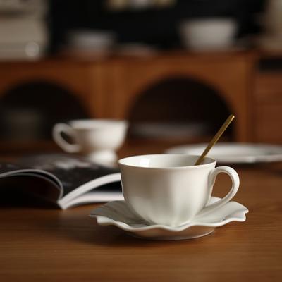 Plates Nordic Minimalist White Ceramic Coffee Cups Small Capacity 200ml Dessert Mug Exquisite Ceramic Tableware Tea Cups