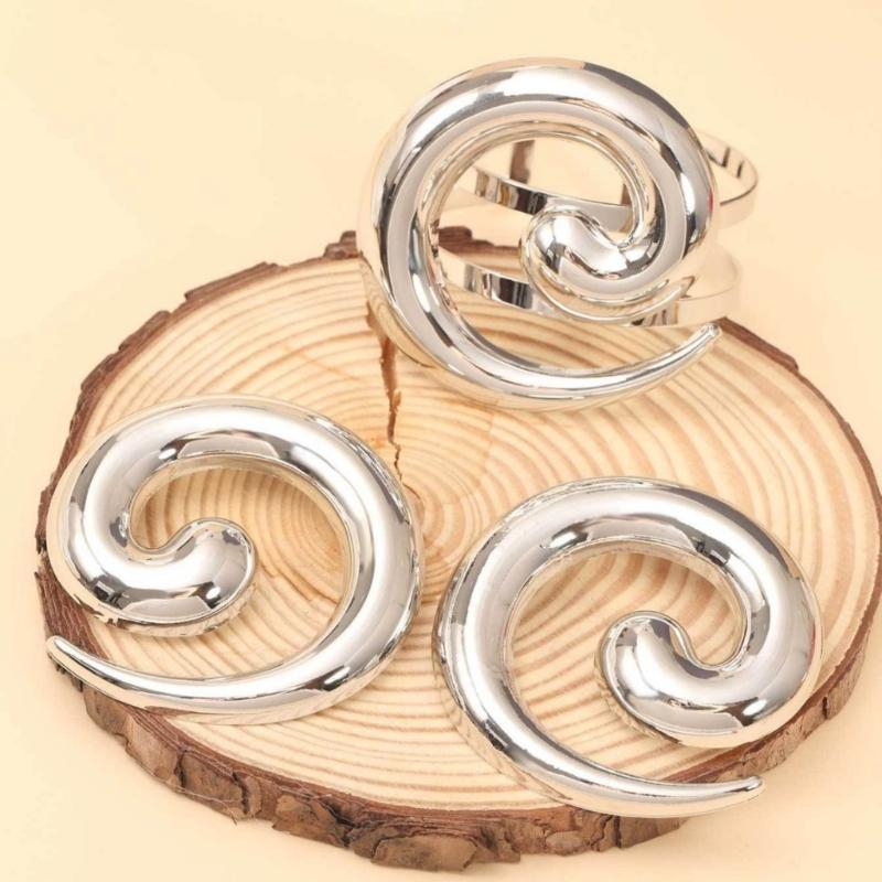Alloy Jewelry Set Earrings And Bracelet Beautiful Swirls Earrings And Bracelet Set Tailored For Fashion Forward Women