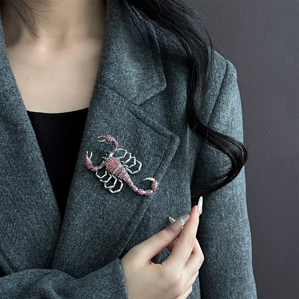 Animal Brooch Scorpion Brooch Versatile New Men's and Coat Corsage European and American