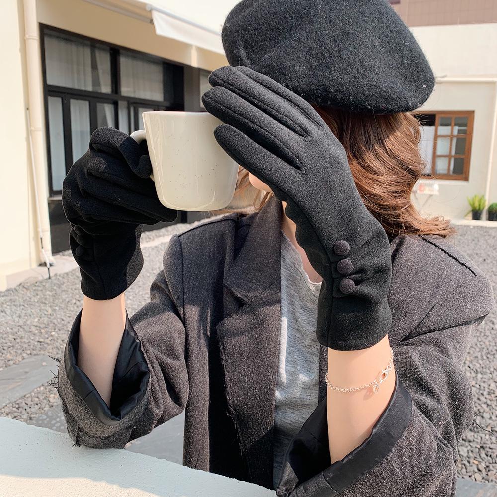 Autumn & Winter Velvet-Lined Solid Color Cycling Gloves with Button Design