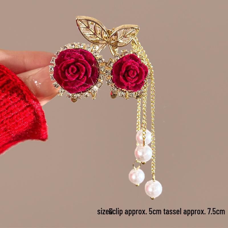 Elegant Metal Butterfly Hairpin with Tassel Pendant for Women, 2025 New Style