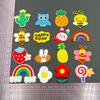 Koreanische Broschen-Accessoires für Kinderrucksäcke - Biene, Regenbogen, Obst, Cartoon-Abzeichen & Anstecknadeln