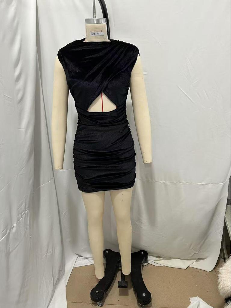 2024 European and American Women's Sexy Slimming Black Velvet Pleated Bodycon Dress