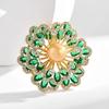 The Crabapple Flower Brooch Is An Exquisite and Luxurious Crystal Brooch with A High-end Design Sense