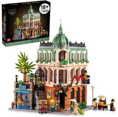 LEGO ICONS 10297 Hotel butikowy