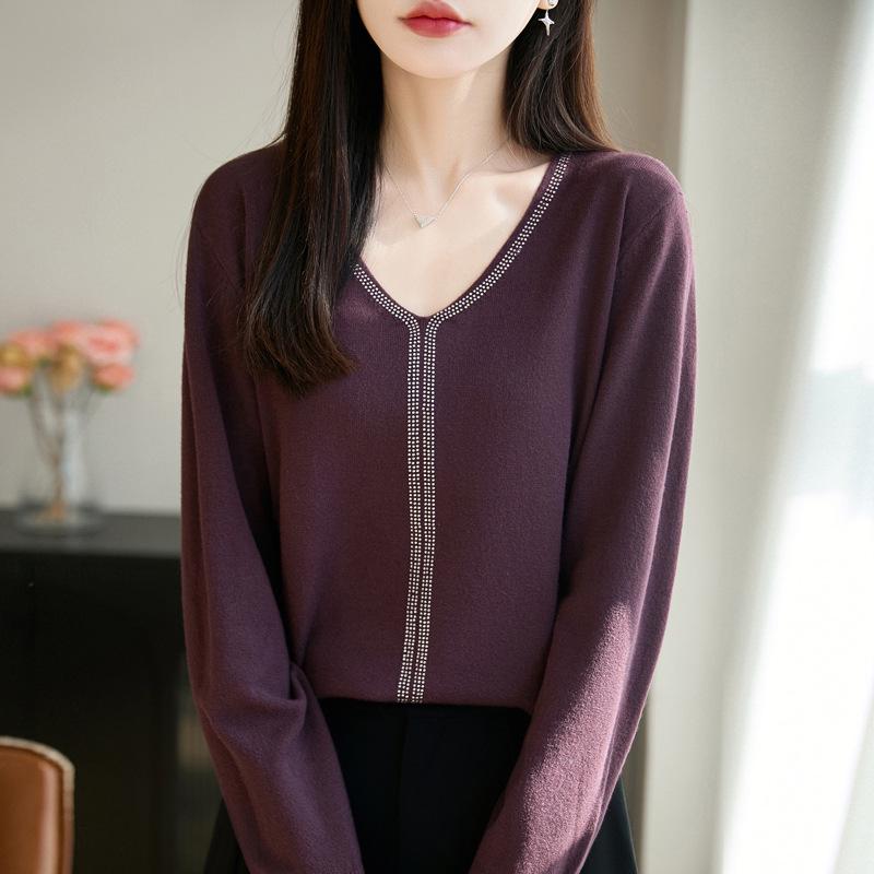 2026 Autumn Women's V-neck Wool Blend Knitwear Sweater with Rhinestone, Long Sleeve Base Layer Top