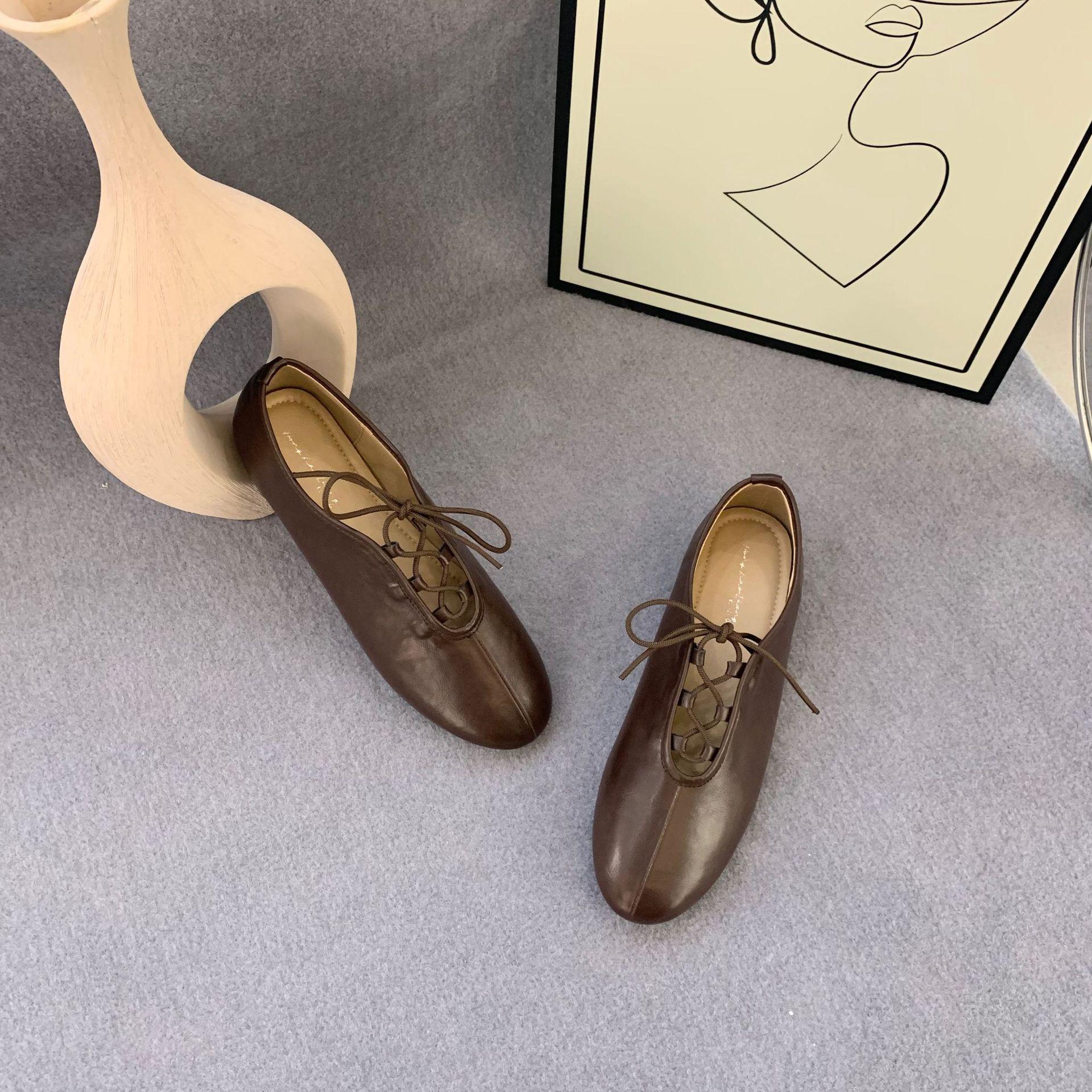 

Vintage college style lace-up small leather shoes soft flat bottom round head Mary Jane shoes not tired feet grandma shoes ballet single shoes women 39