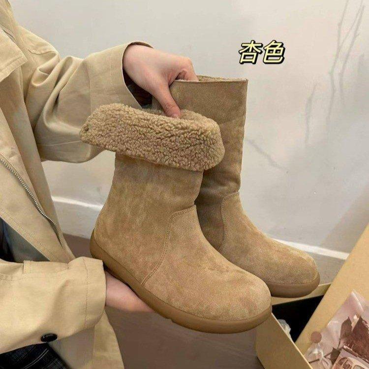 Wear it in the first snow! Retro suede two wear snow boots for women in autumn 2025 new velvet thickened flat-bottomed medium boots