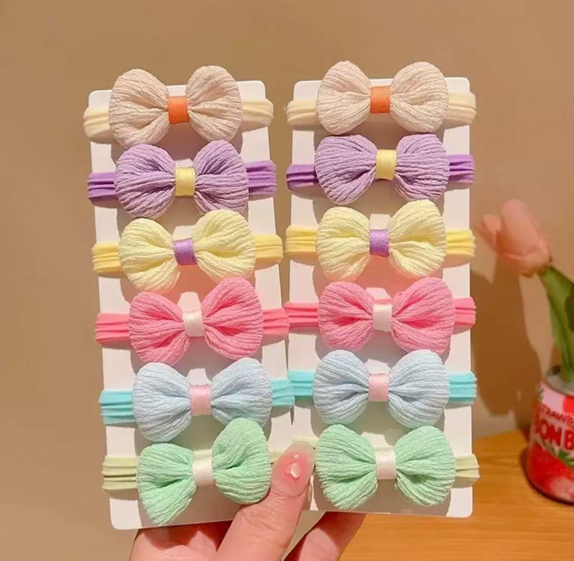 

Дитячі еластичні гумки для волосся з квітами - Барвисті, Не пошкоджують волосся, з дизайном у вигляді бантиків