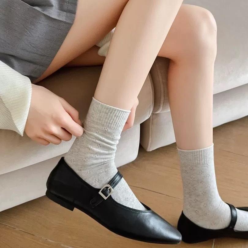 Female Spring and Summer Trend Casual All Match Pure Cotton Roll Edge Hollow Mesh Boneless in The Tube Stack Socks