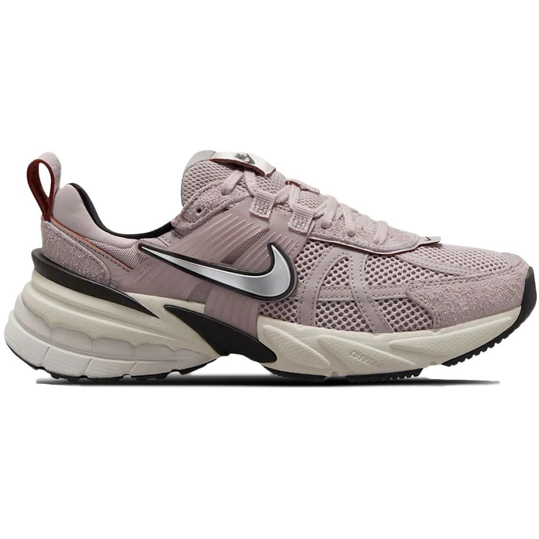 

Кросівки Nike V2K Run Платиновий Фіолетовий (Жіночі)(FN6703-001) 43