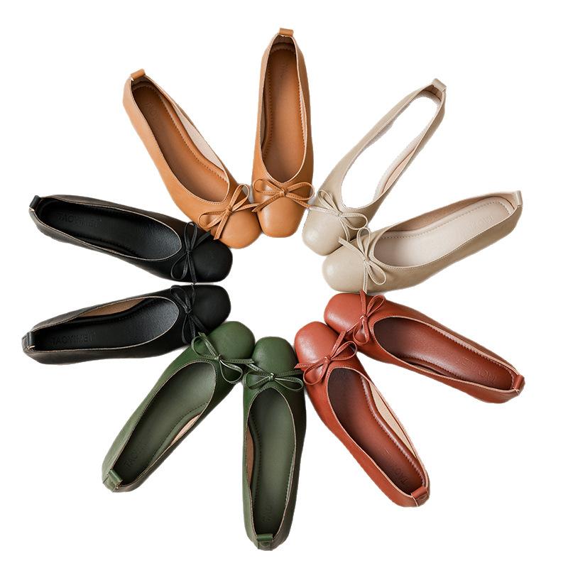 Leather V-mouth single shoes women's thick heel square head soft leather soft sole not tired feet bow retro commuter light mouth small leather shoes