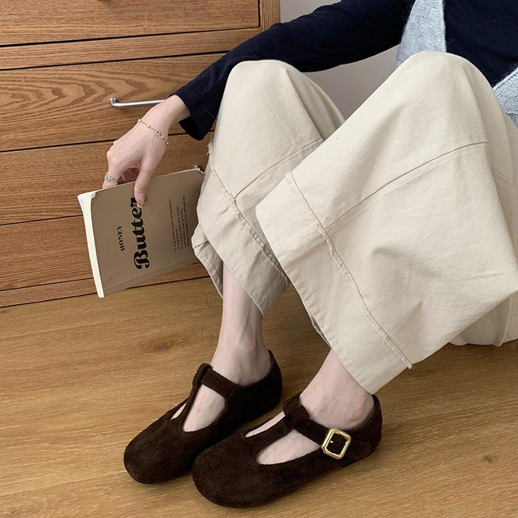 

French single shoes women s gentle evening breeze with skirt 2025 new Doudou shoes grandma retro temperament Mary Jane shoes trend 40 темно-коричневого