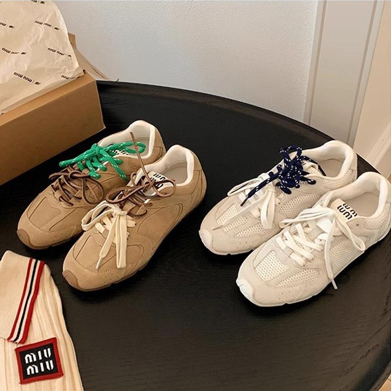 Grape mother with the same 2025 new retro lace-up versatile breathable leisure sports moral training Forrest Gump shoes women