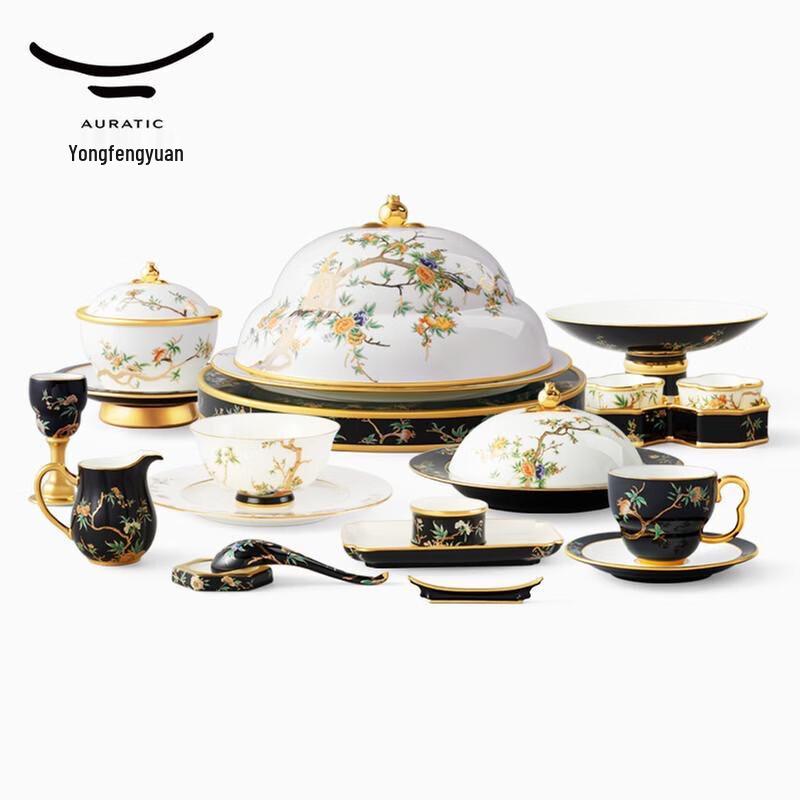 

Yongfengyuan Madam Porcelain Pomegranate Garden 24-Piece Dinnerware Set
