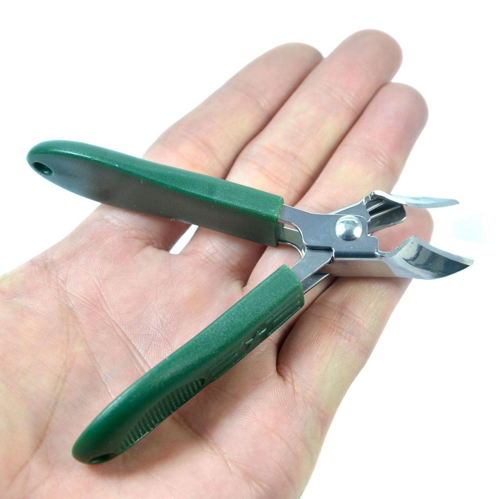 Stainless Steel Angled Tip Nail & Toenail Clippers with Anti-Splash Pliers - Household Manicure Tools