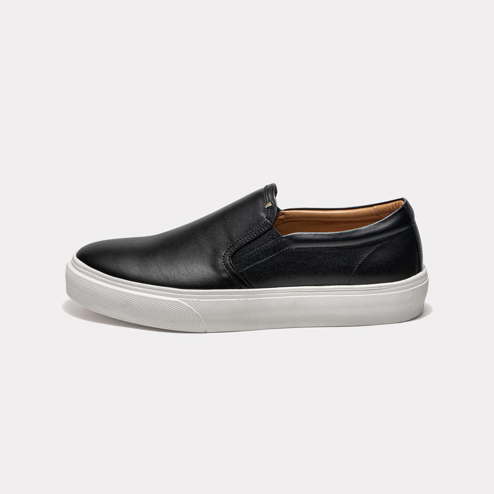 Charlse Votum Slip-On Sneakers