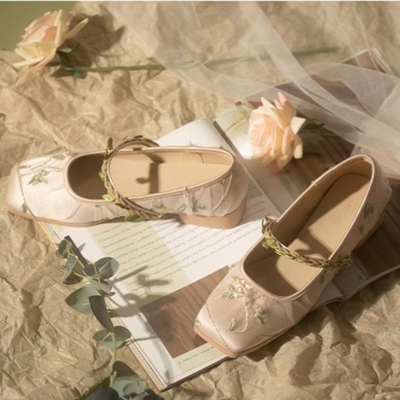 Summer Designer Flat Flower Embroidery Mary Jane Shoes for Women Square Toe Women's Loafer Elegant Casual Ladies Princess Shoes